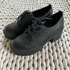 Steve Madden Black Lace-Up Chunky Boots